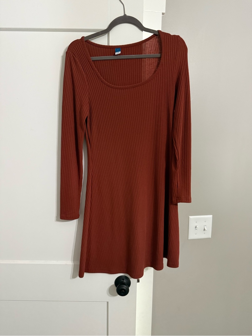 Old Navy Ribbed Scoop Neck Long Sleeve Dress - Rust Brown